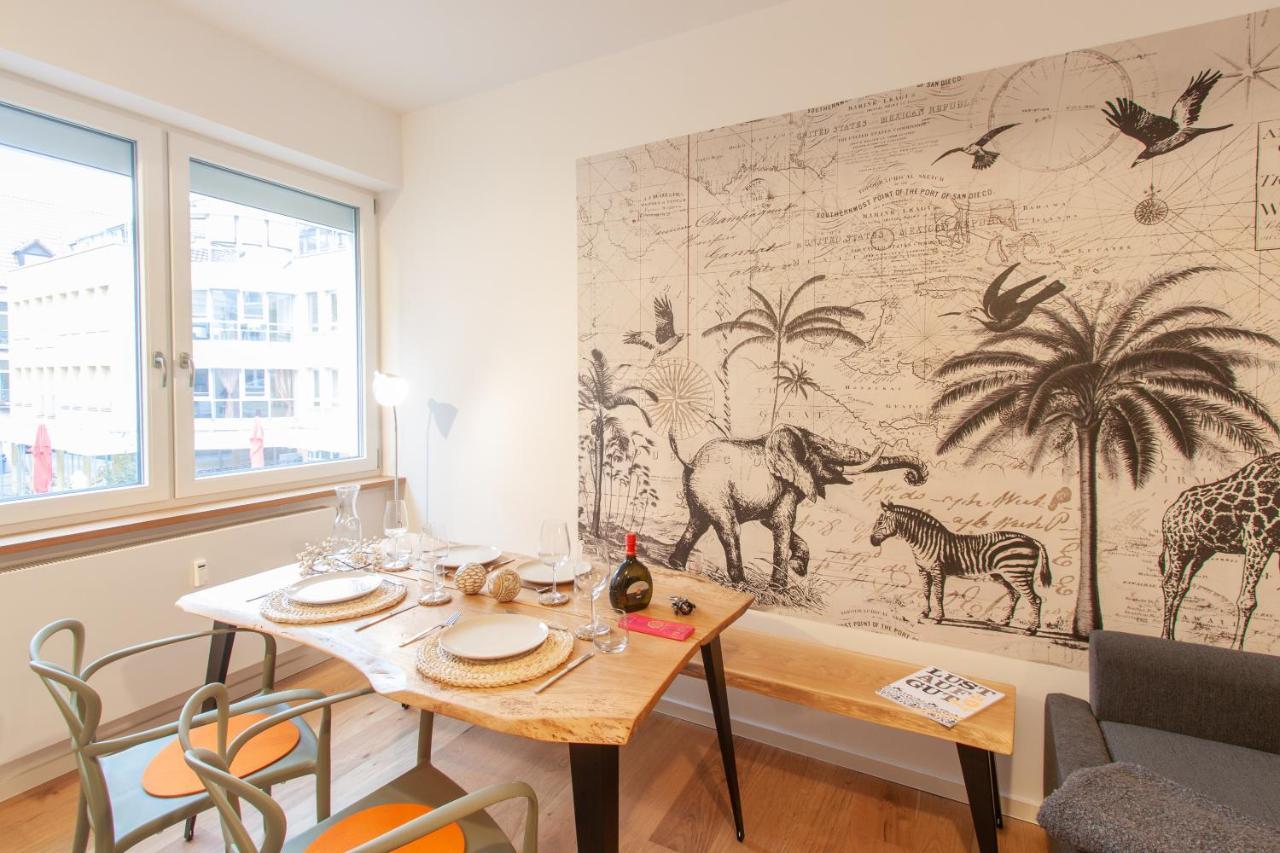 Appartement Juliusliving - Modernes Wohnen An Der Juliuspromenade à Wurtzbourg Extérieur photo